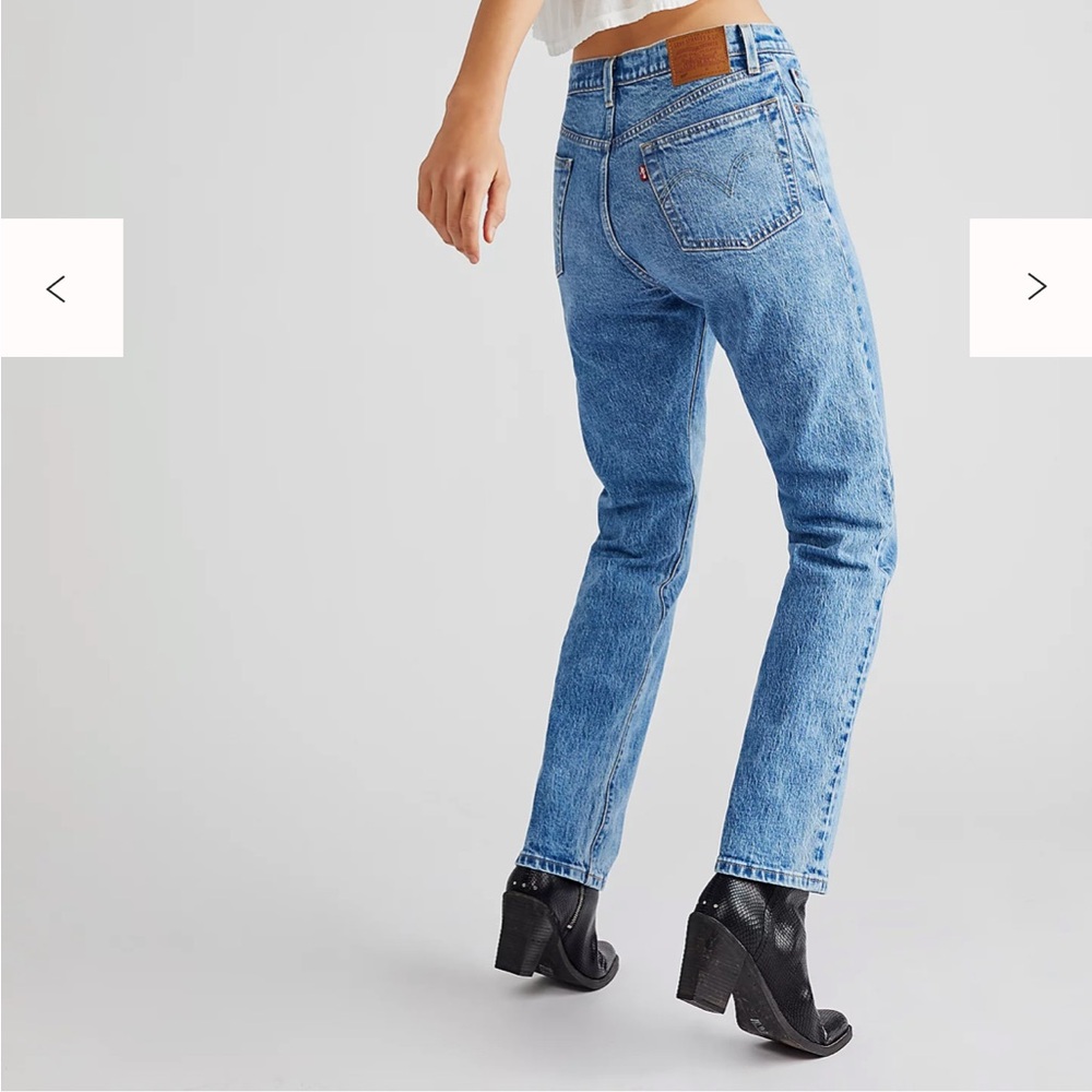 Levi's Light Blue 501s (27x30) - Picture 3 of 6